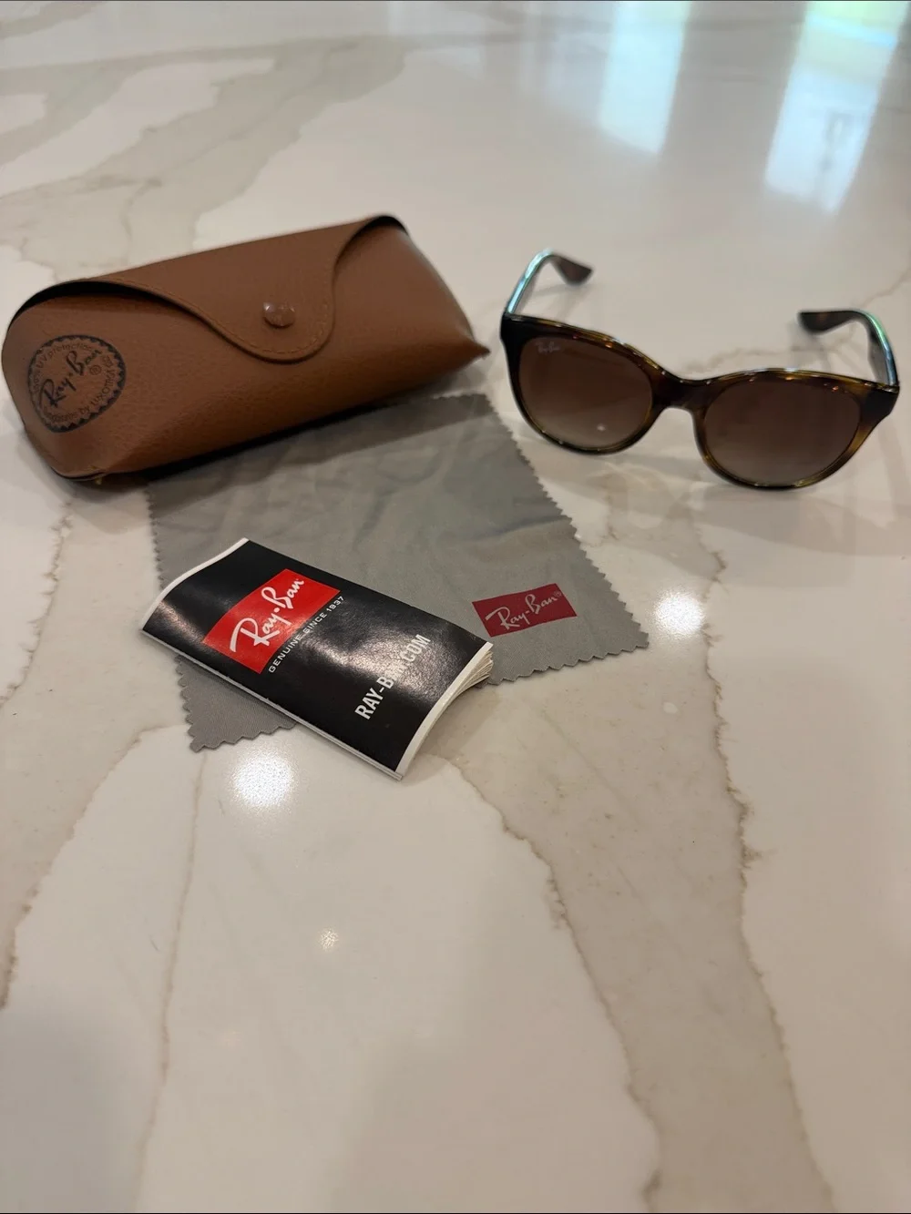 Ray-Ban Junior Tortoiseshell Sunglasses - Brown Lenses